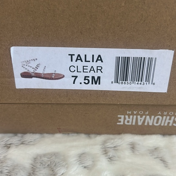 Cushionaire with memory foam clear with silver stud sandals. - Picture 4 of 6